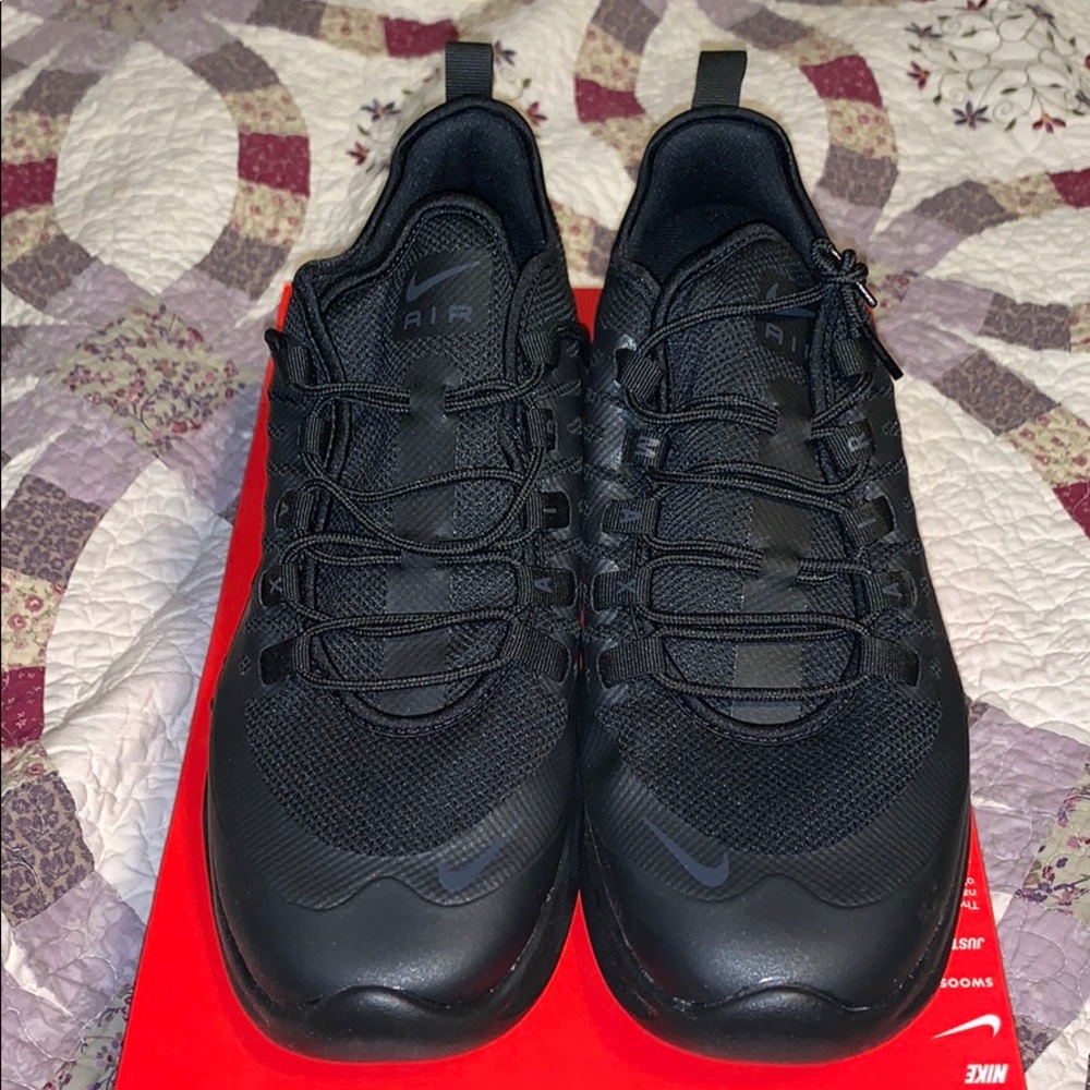 Nike air max axis